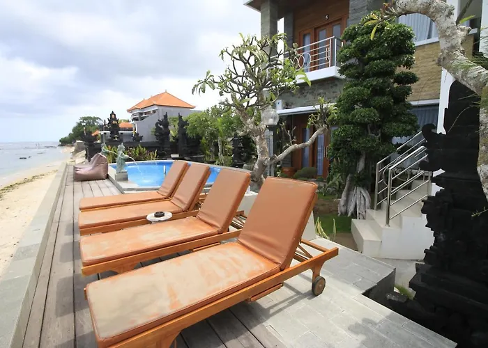Green Beach Inn